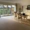 Top Floor En-suite Double Bedrooms With Great View Of Windsor Castle & Free Parking - Windsor