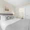 Alpenglow Lodge Two Bedroom Apartment by MVA