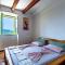 5 Bedroom Gorgeous Home In Viganj