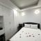 The Queen Hotel & Spa 2