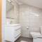 3 Bedroom Awesome Home In Donje Rastane