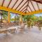 Coconut Row Boutique Hotel