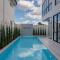 A9 Airport pool villa - Csiangmaj