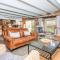 Whitebreakers, Cottage, Garden, Sea-views, Amazing Location By Beach