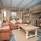 Petra, Cornish Cottage With lovely Garden, Wow Sea Views, By the Beach