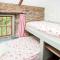 Petra, Cornish Cottage With lovely Garden, Wow Sea Views, By the Beach