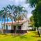 Beach-Front Mini-Chalet - Private Beach Access, KTV, Seaview Pool, BBQ and Beyond! - 丹绒武雅