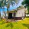 Beach-Front Mini-Chalet - Private Beach Access, KTV, Seaview Pool, BBQ and Beyond! - 丹绒武雅