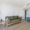 Modern Nomads Skyline View Escape - 2Bedroom by Gardens and Station