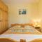 Two-Bedroom Holiday Home Jezera With A Fireplace 05