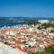 3 Bedroom Cozy Apartment In Brodarica