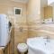 Beautiful Home In Gromaca With Wifi - Gromača
