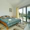 3 Bedroom Gorgeous Home In Svivan
