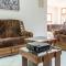 6 Bedroom Pet Friendly Home In Zmijavci