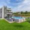 Beautiful Home In Pomer With Wifi