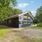 Beautiful Home In Glesborg With Wifi - Glesborg
