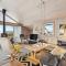 Beautiful Home In Vinderup With Sauna