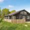 Three-Bedroom Holiday Home With A Fireplace In Frederikshavn - 腓特烈港