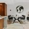Central Southbank 1-Bed Apartment