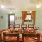 Cozy Home In Tinjan With Wifi