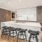New Listing 3BR 3BA Aspen Condo