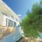 Six-Bedroom Holiday Home In Karbuni