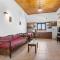 Countryside Apartment 2 with Shared Swimming Pool - 干尼亚