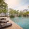 WHITE HOUSE STRAITS QUAY MARINA LUXURY STAY GURNEY