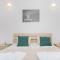 Awesome Home In Zaboric With Wifi - Žaborić