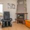 Amazing Home In Donji Prolozac