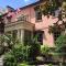 17 E Jones Garden - سافانا