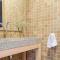 Four-Bedroom Holiday Home In Roldal
