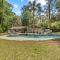 Designer Decorated - Golf Course Views - LARGE Private Pool & Spa - 28 Woodbine Pl - 希尔顿黑德岛