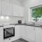 Lovely Home In Ringkøbing With Kitchen - Hee