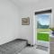 Lovely Home In Ringkøbing With Kitchen - Hee