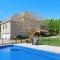 Premium WIFI! Luxurious Home in ASHEVILLE with PRIVATE Hot tub!