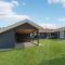 Lovely Home In Glesborg With Kitchen - Glesborg