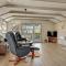 Lovely Home In Glesborg With Kitchen