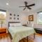 Walk to Marina Tillamook Bay Apt with Water Views! - غاريبالدي