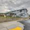Walk to Marina Tillamook Bay Apt with Water Views! - غاريبالدي
