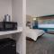 Holiday Inn Express & Suites Muskegon - Grand Haven by IHG