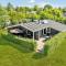 3 Bedroom Beautiful Home In Ebeltoft