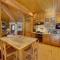 Sun Valley Log Home with Hot Tub and Mtn Views! - Sun Valley