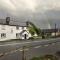 Dinas Castle Inn (The Dragons Back) - Brecon