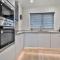 Magnificent, renovated whole house with garden