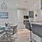 Magnificent, renovated whole house with garden