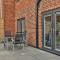 Magnificent, renovated whole house with garden