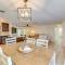 Near Beaches and Downtown Sarasota Home with Lanai - 萨拉索塔