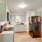 6 Mi to Skiing Pet-Friendly Home in Pittsfield! - 皮茨菲尔德