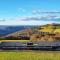 Mountain Top Bilpin, Long House Isyd